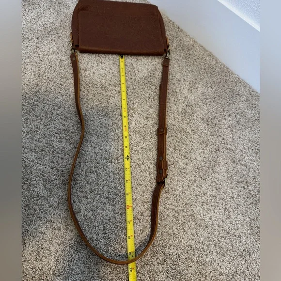 Portland Leather Embossed Brown Crossbody Bag - Picture 12 of 13